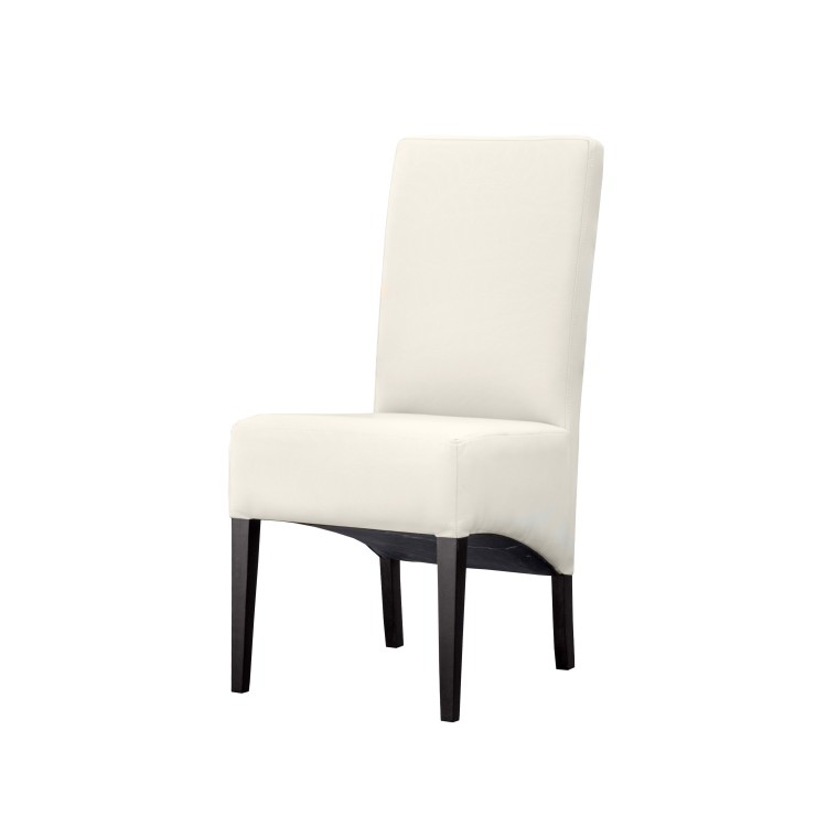 wygodne krzesła drewniane tapicerowane wyposażenie salon jadalnia restauracja hotel